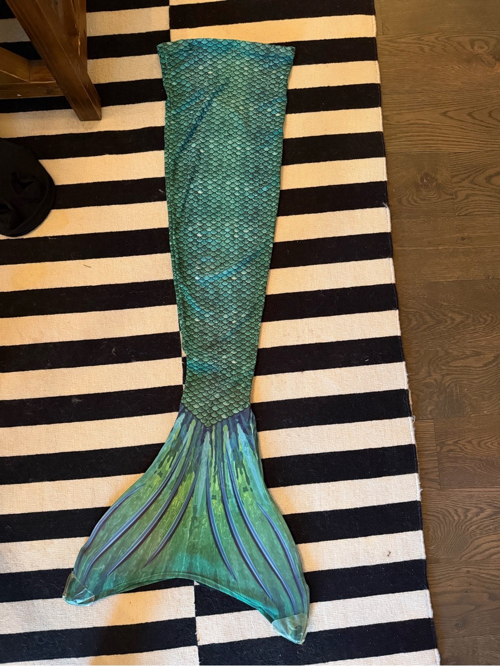 Sun Tails Keiki Monofin kids Size L 8/10, 10